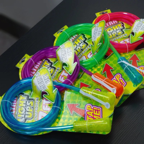 Coardă de Sărit cu LED – Distracție Activă și Strălucitoare (culoare aleatorie)