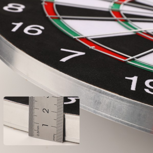 Tablă de Darts cu Față Dublă și 6 Săgeți – Distracție și Precizie