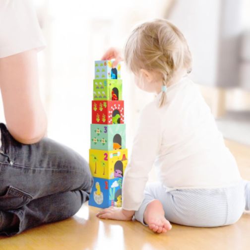 Set educativ de stivuire și echilibrare cu dinozauri