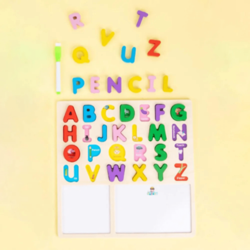 Set educativ cu litere mari, tangram și tablă