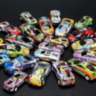 Set 25 Mașinuțe Metalice cu Mecanism Pull-Back – Modele Sport și Graffiti