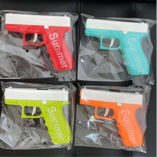Pistol cu Apă Compact pentru Copii – Design Modern, 13 cm (culoare aleatorie)