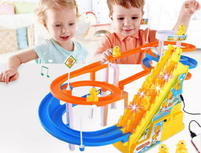 Pista interactivă cu Rățuște Colorate – Distracție și Învățare pentru Copii | image