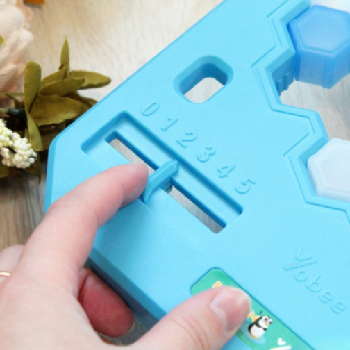 Joc Interactiv Icebreaking cu Pinguin – Distracție în Familie