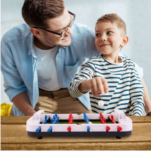 Joc de Fotbal de Masă pentru Copii – Mini Teren cu Jucători și 2 Mingi