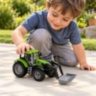 Tractor de jucărie cu inerție și braț mobil