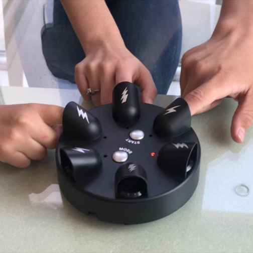 Joc Interactiv cu Șocuri – Detector de Minciuni și Ruletă Electrică pentru Petreceri