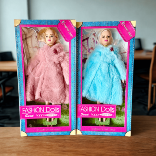 1buc. Păpușă Fashion Dolls cu Haină de Blană Pufoasă (culoare aleatorie)