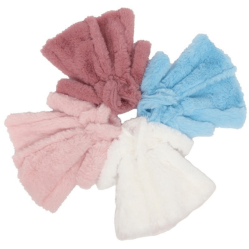 1buc. Păpușă Fashion Dolls cu Haină de Blană Pufoasă (culoare aleatorie)