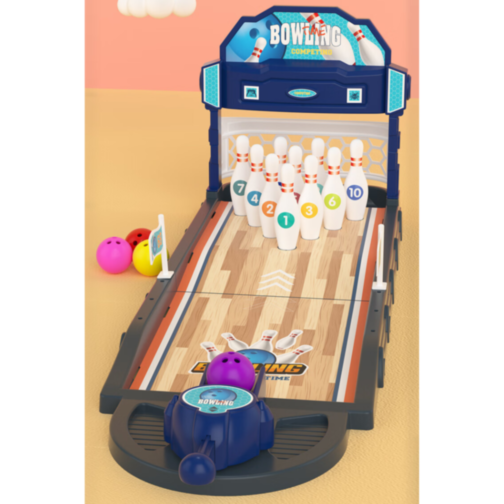 Bowling de masă cu catapultă