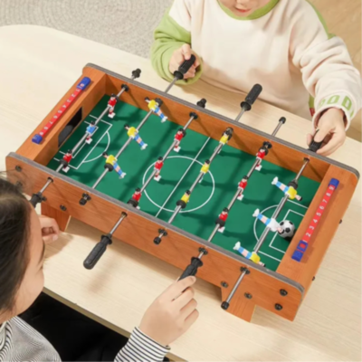 Masă de Fotbal de Jucărie cu Scor Manual – Dimensiune Compactă pentru Copii | image