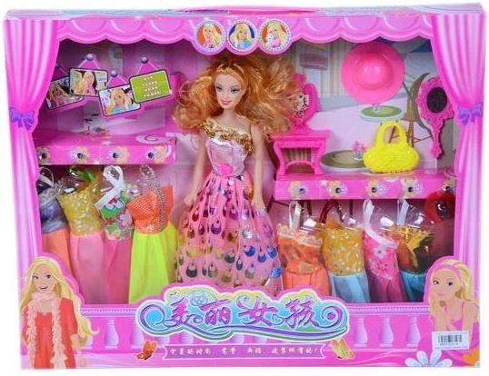 Barbie cu 9 Ținute, Pălărie și Oglindă 