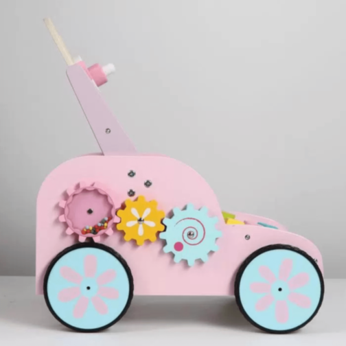 Premergător din Lemn cu Activități Montessori și Sortator de Forme – Model Roz cu Iepuraș