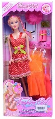 Barbie cu 4 Ținute 