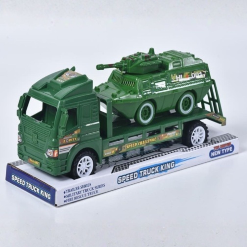 Camion militar transportor cu vehicul blindat copii