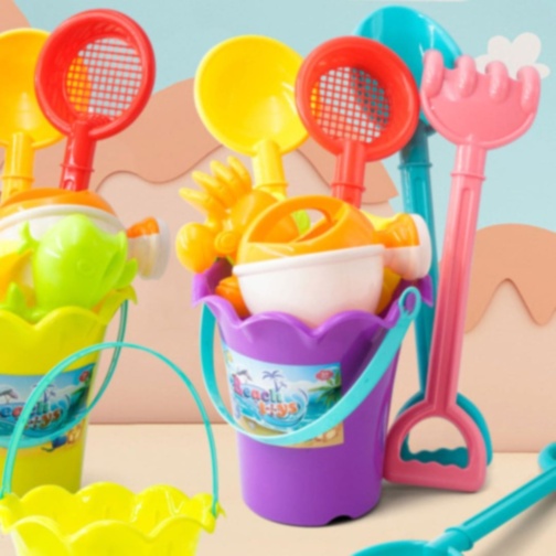 Set de Plajă cu Găletușă, Stropitoare și Forme Marine (culoare aleatorie)