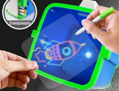 Proiector 3D creativ cu markere și șabloane spațiale | image