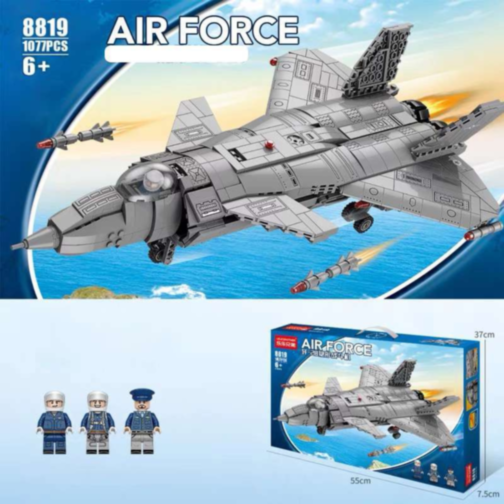 Avion de Luptă din Blocuri de Construcție – Set de 1077 Piese pentru Copii și Colecționari