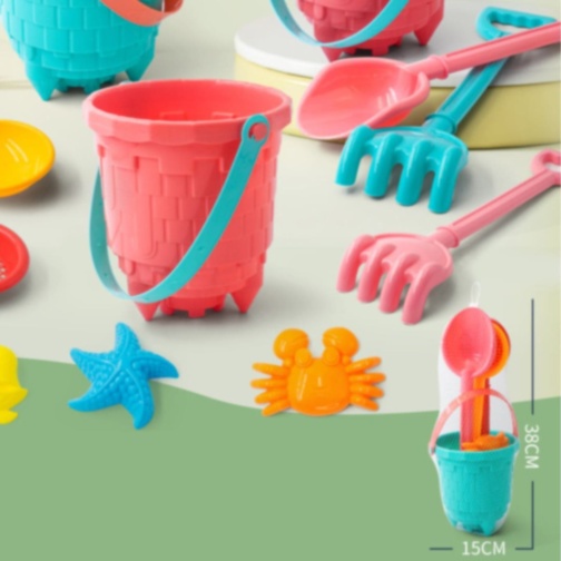 Set Plajă Copii – Găletușă Texturată cu Unelte și Forme Nisip (culoare aleatorie)