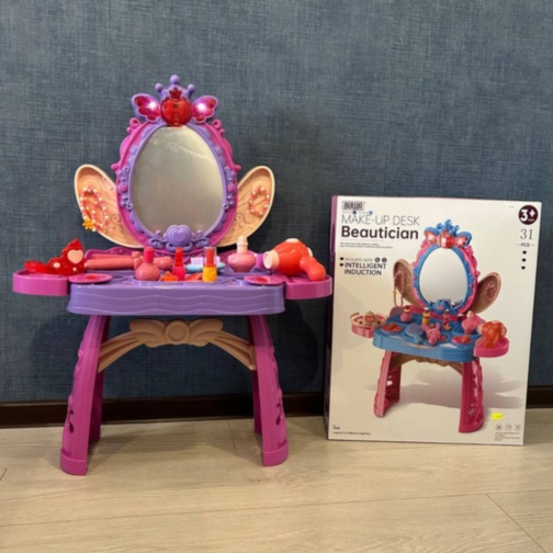Măsuță de machiaj pentru copii cu lumini și muzică, fără scaun