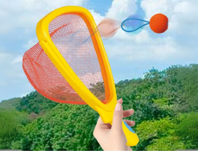 Set Interactiv de Rachete cu Plasă și Minge Elastică – Joc de Exterior pentru Copii | image