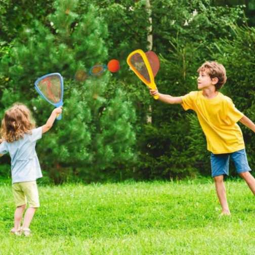 Set Interactiv de Rachete cu Plasă și Minge Elastică – Joc de Exterior pentru Copii