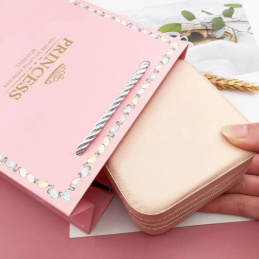 Set Brățări Charm cu Pandantive Colorate - Cadou Creativ pentru Fete