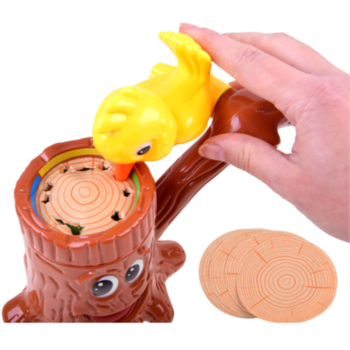 Ciocănitoarea Petrică, joc de hazard și suspans