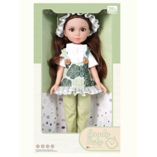 Păpușă în Salopetă Verde cu Volănaș și Bentiță din Dantelă – 35 cm