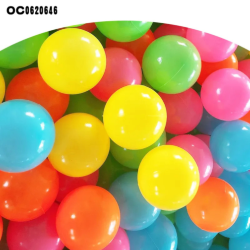 Set 50 de Bile Colorate din Plastic, 5.5 cm – Distracție nelimitată pentru Joacă și Piscine cu Bile